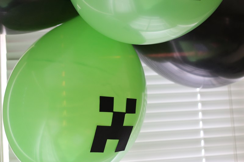 Creeper Balloons